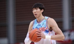 记者爆料周琦上位视频,揭秘记者爆料背后的励志视频