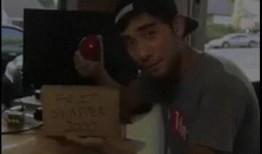 妖王在世爆料是谁啊视频,揭秘“是谁啊”视频背后的神秘人物