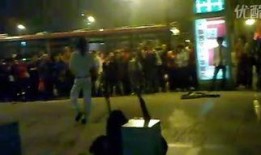 西安街头爆料事件视频,一幕引发热议的现场直击