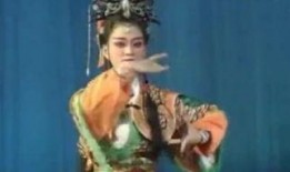 87版啼笑姻缘在线观看,情感纠葛，笑中带泪的民国传奇